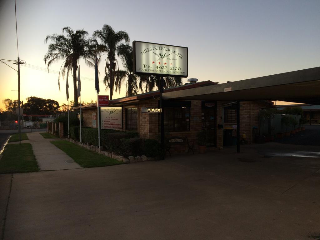 Miles Outback Motel Εξωτερικό φωτογραφία