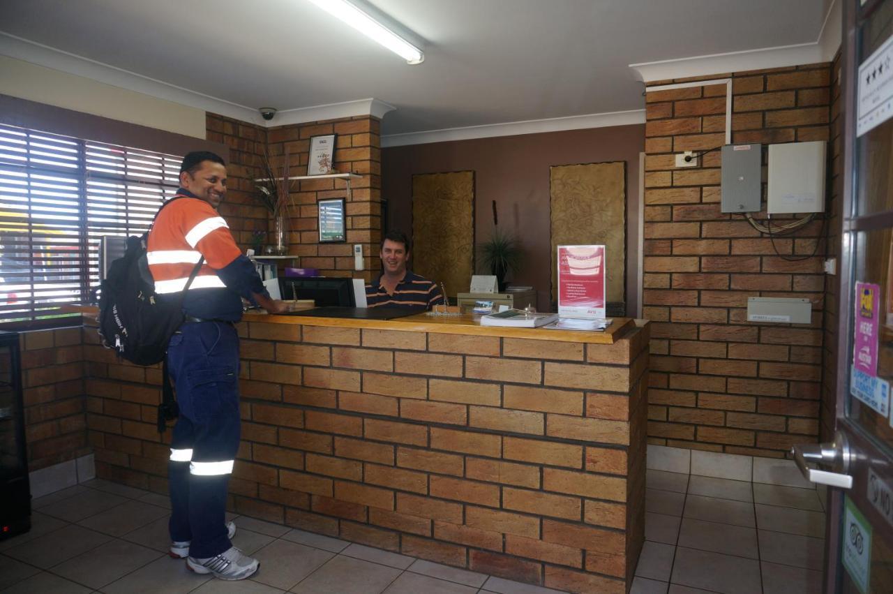 Miles Outback Motel Εξωτερικό φωτογραφία